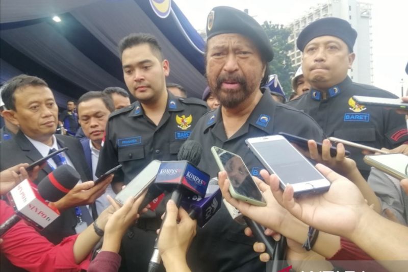 Surya Paloh harapkan Zulhas dan Hadi Tjahjanto bekerja lebih baik