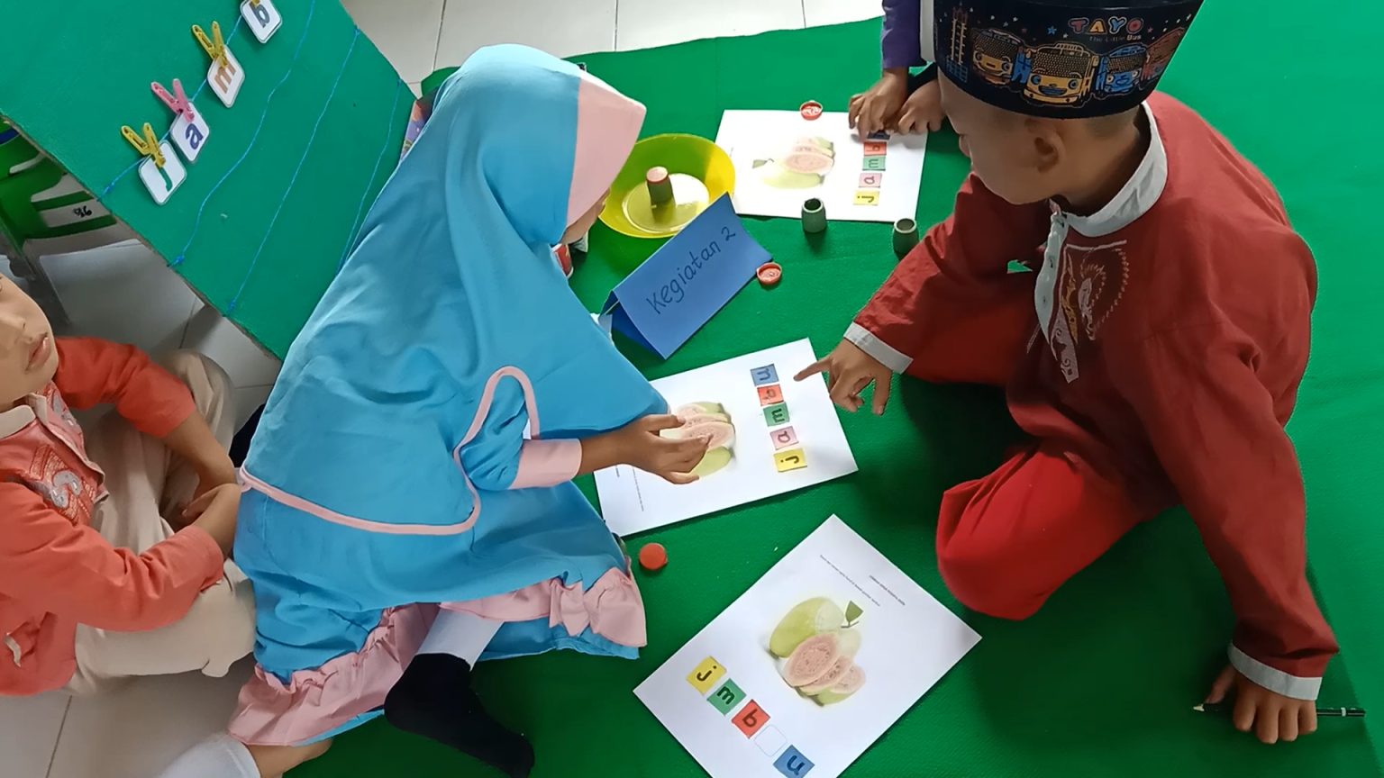 Meningkatkan Kemampuan Bahasa Anak Melalui Kegiatan Membaca Dengan ...