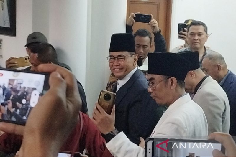 Pimpinan Ponpes Al-Zaytun hadir ke Gedung Sate temui tim investigasi