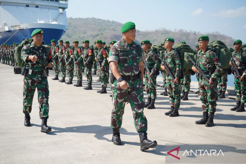 Danrem Wira Bhakti lepas keberangkatan Satgas Pamtas RI- Timor Leste