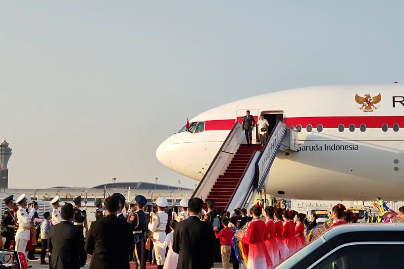 Hadiri Belt and Road Forum, Presiden Joko Widodo tiba di Beijing