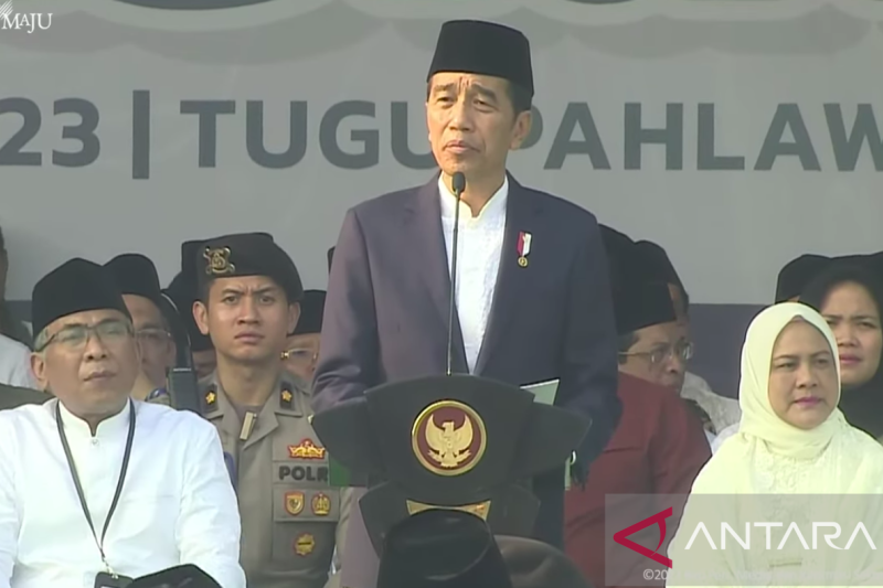Jokowi minta semangat hari santri dipegang teguh pada konteks kekinian