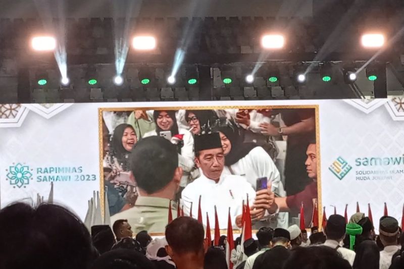 Jokowi jawab soal usul pimpinan KPK dinonaktifkan