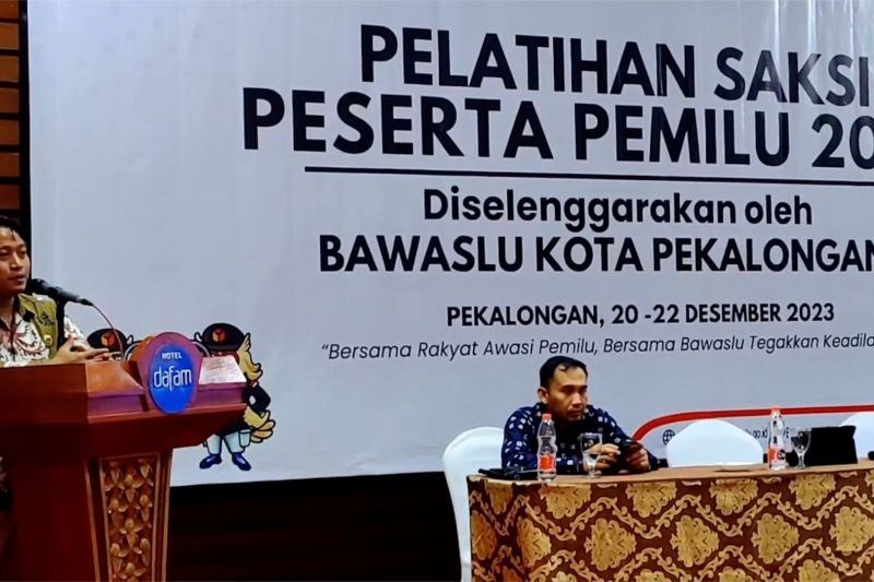 Bawaslu Pekalongan perkuat wawasan saksi pemilu lewat pelatihan