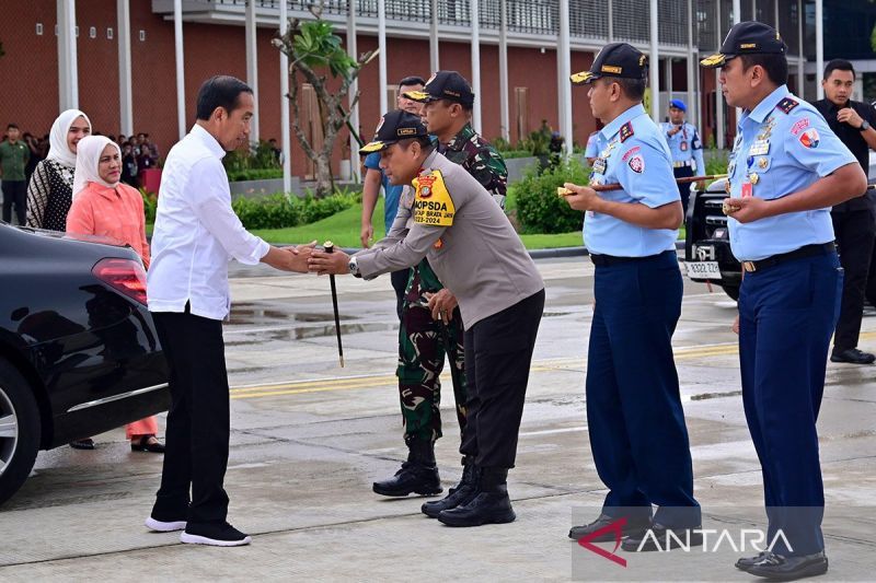 Berita unggulan terkini, penetapan 14 Februari sebagai libur nasional hingga Raja Charles idap kanker
