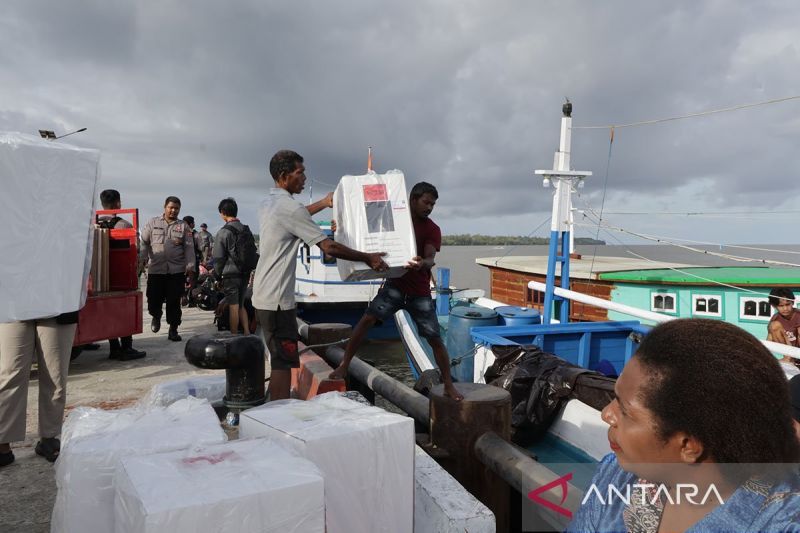 KPU siapkan opsi distribusi logistik pemilu gunakan helikopter