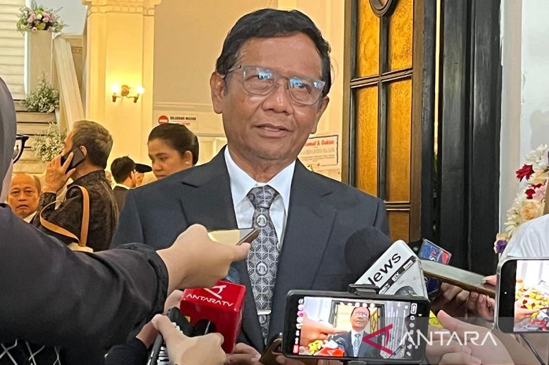 Hoaks! Mahfud Md katakan Jokowi 10 tahun merusak negara