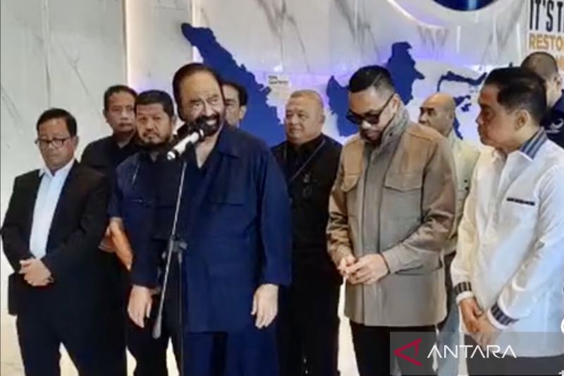 Paloh: Putusan MK tolak gugatan PHPU 01 dan 03 final dan mengikat