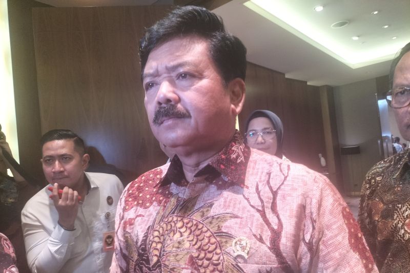 Hadi: KPU punya kuasa jalankan putusan MA soal batas usia di Pilkada