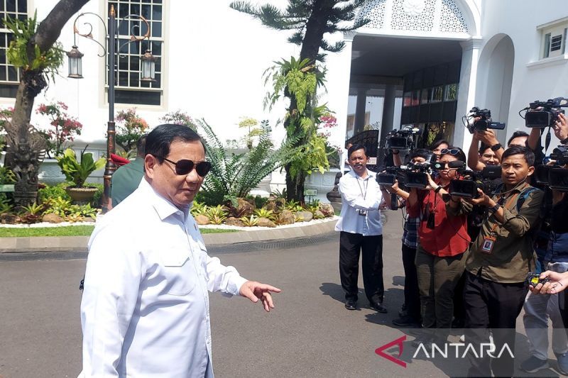 Jokowi dan Prabowo gelar pertemuan internal bahas diplomasi keamanan